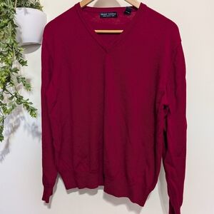 Men's V-Neck Sweater in Deep Red